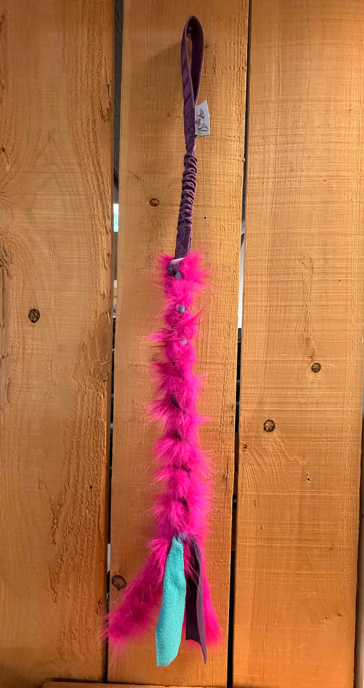 Pwel jouet à tirer avec bungee (tug)