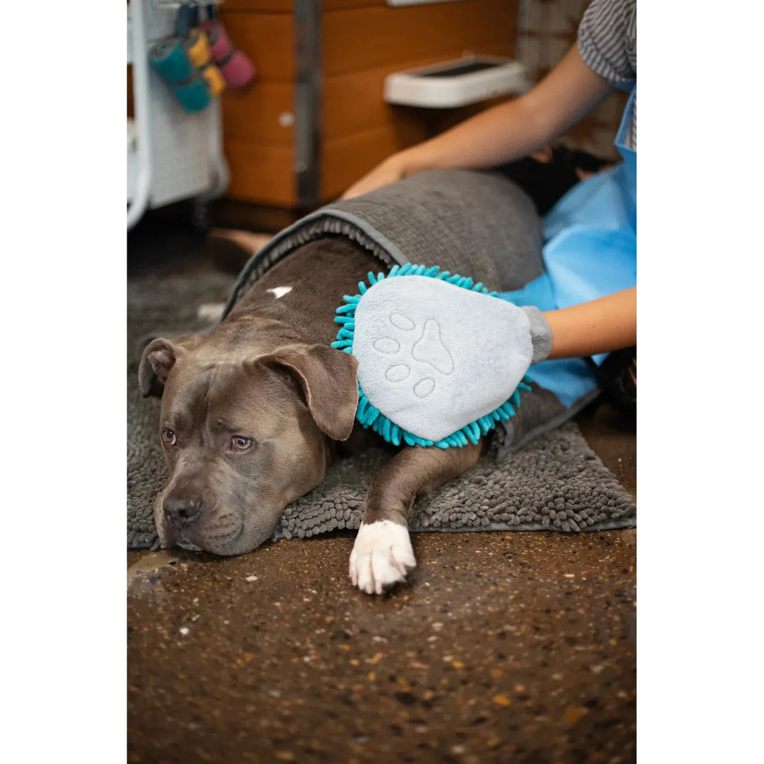 Messy Mutts gant de toilettage en microfibre