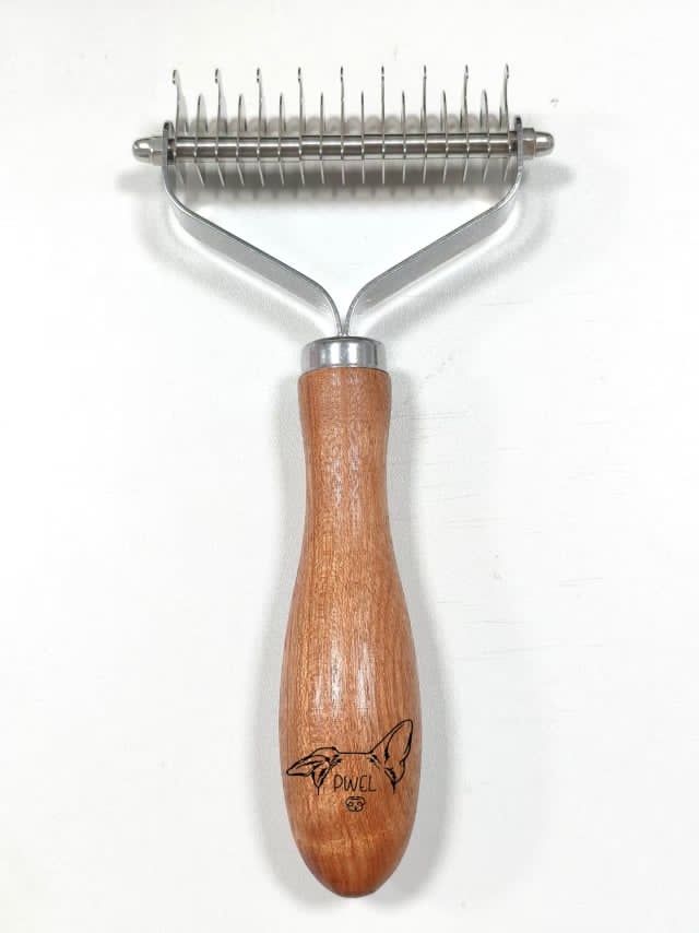 Pwel grooming brush for dead hair