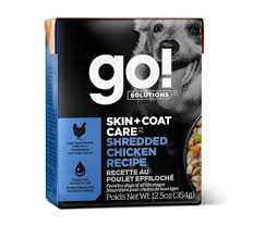 Go! Solutions Skin + Coat nourriture humide pour chiens Poulet effiloché avec grains 354 g